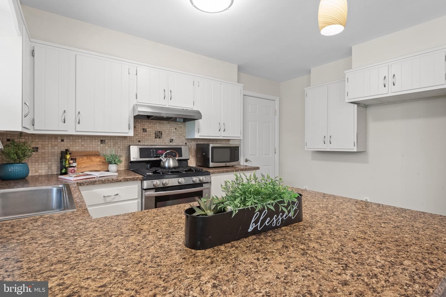 27 Buttonwood Drive photo 14