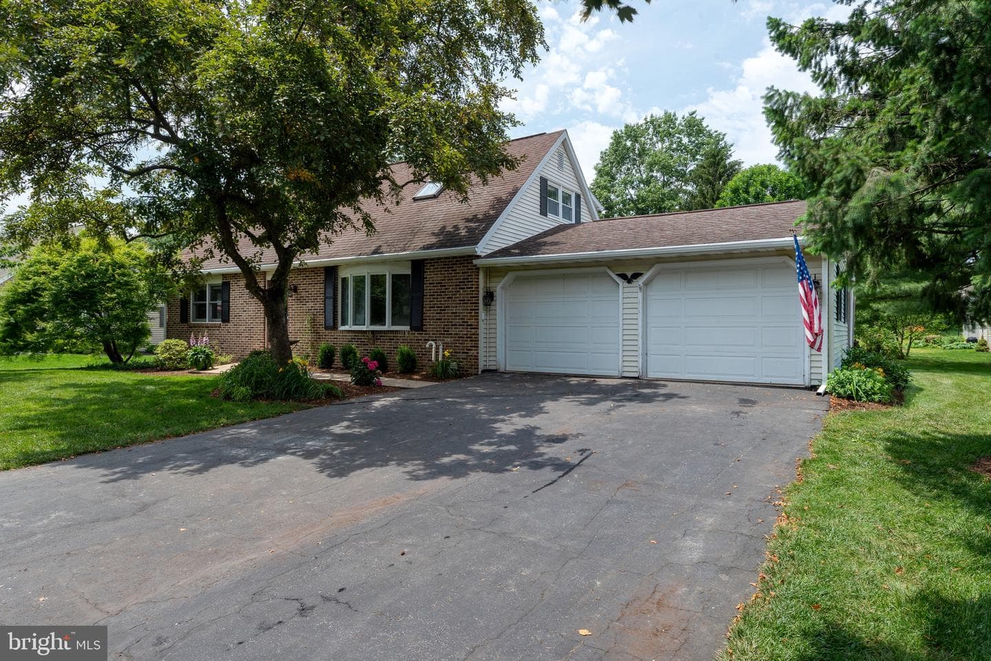 27 Buttonwood Drive photo 2