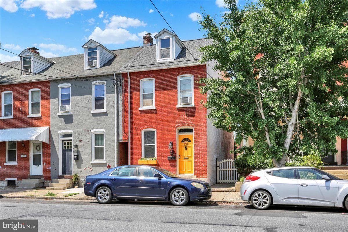 729 E Chestnut Street photo 3