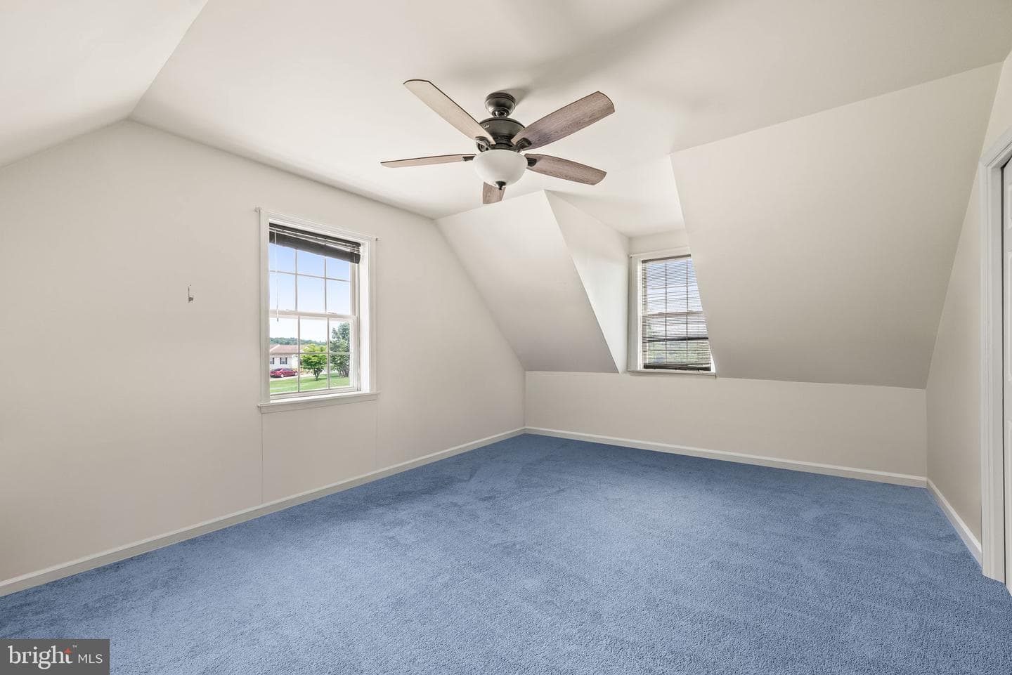 352 Fox Hunt Drive photo 18