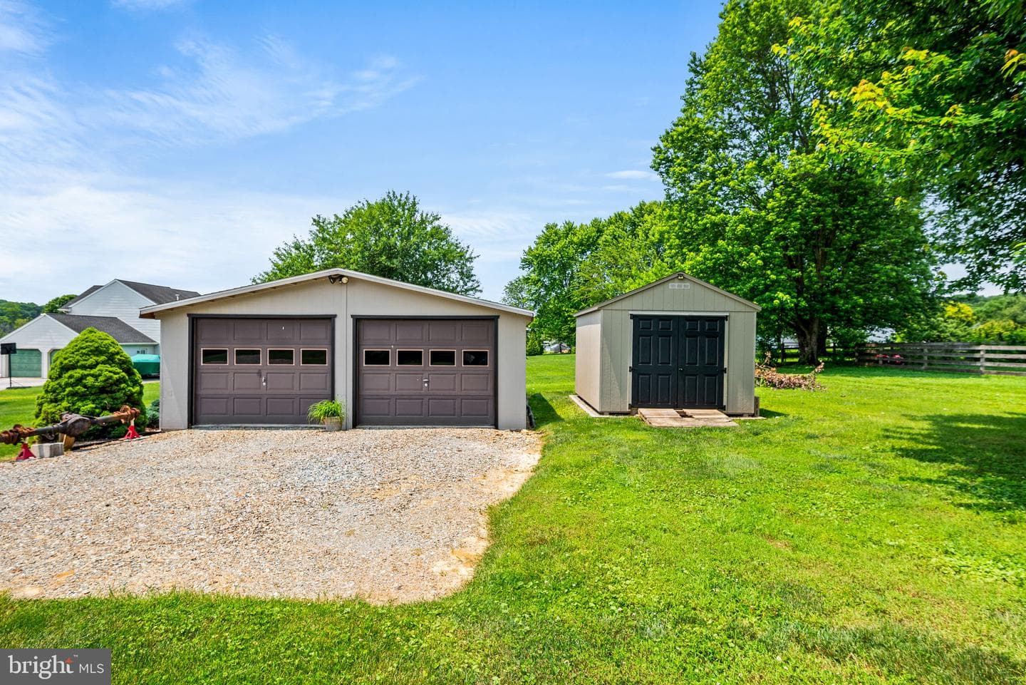 352 Fox Hunt Drive photo 22