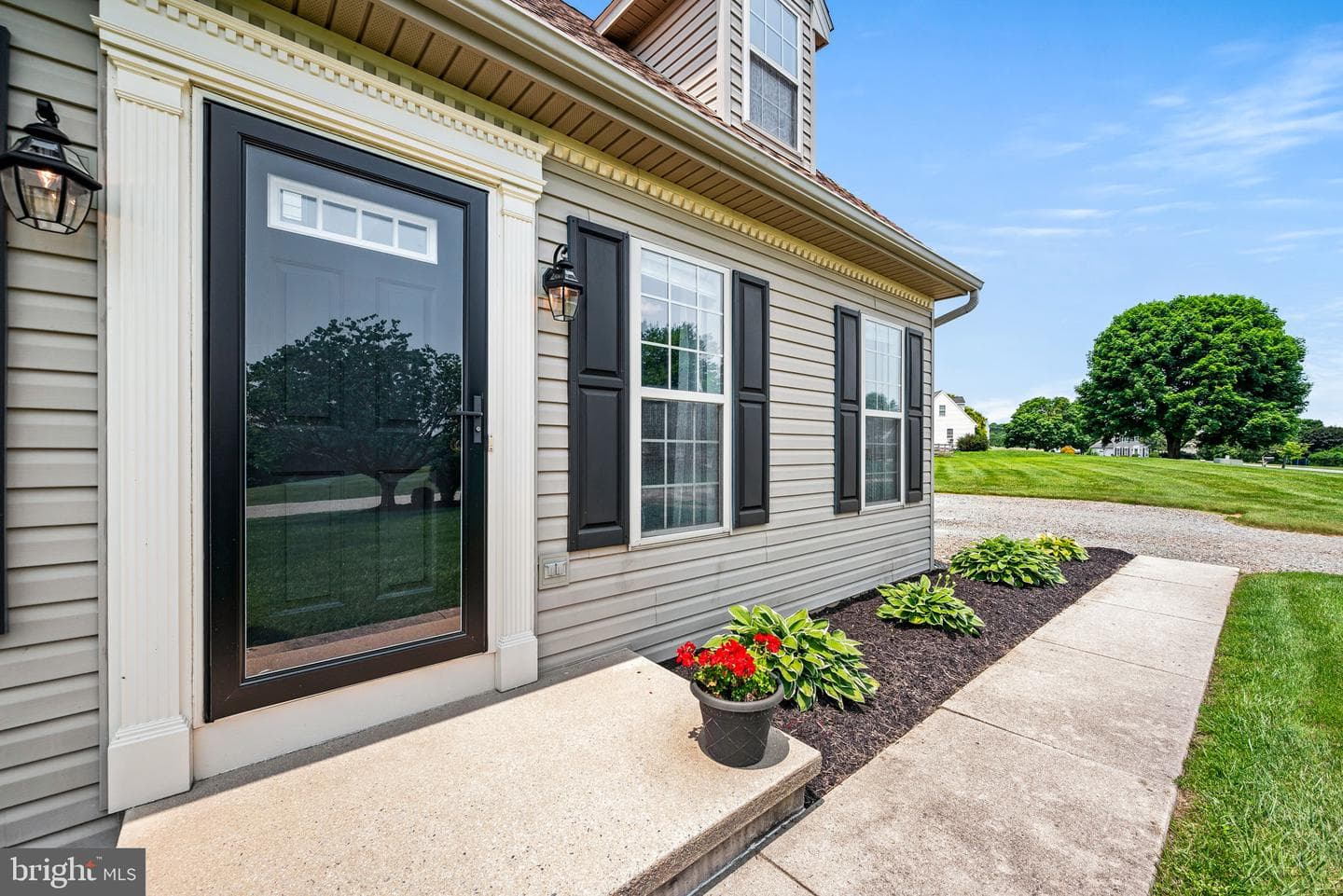 352 Fox Hunt Drive photo 4