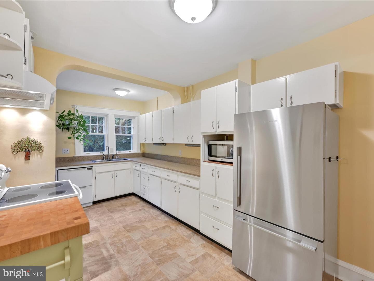 528 State Street photo 13
