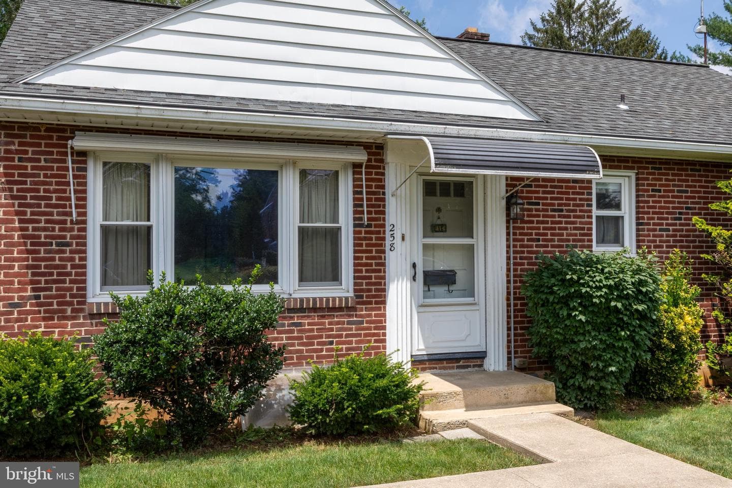 258 Redwood Drive photo 10