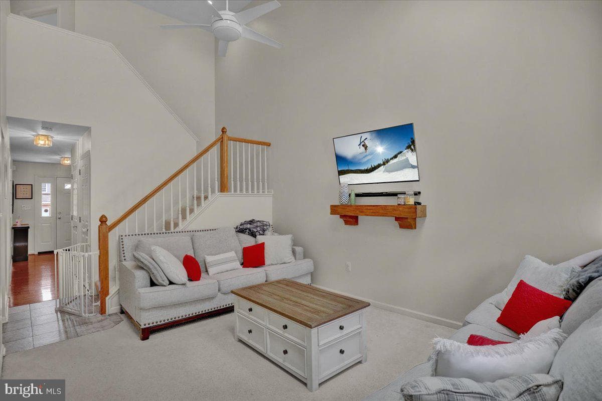 8 Spring Hill Lane photo 11