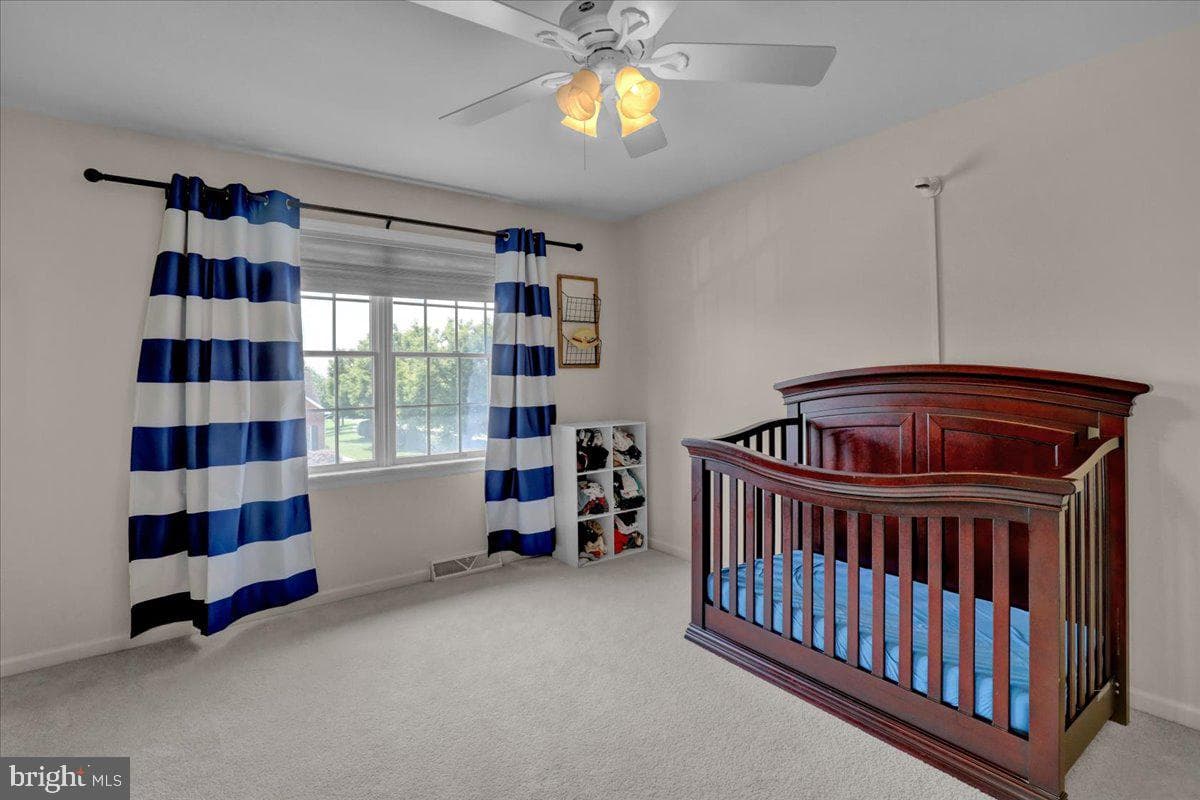 8 Spring Hill Lane photo 17