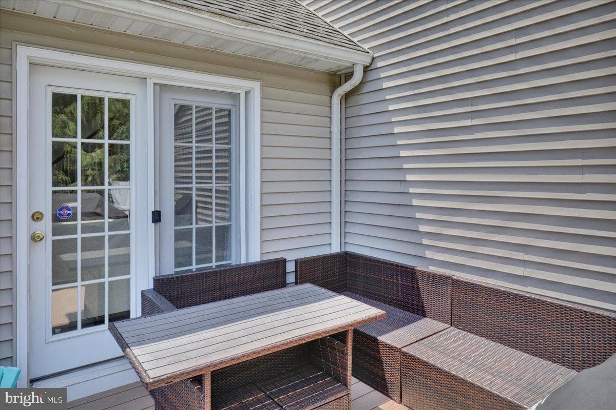 8 Spring Hill Lane photo 22