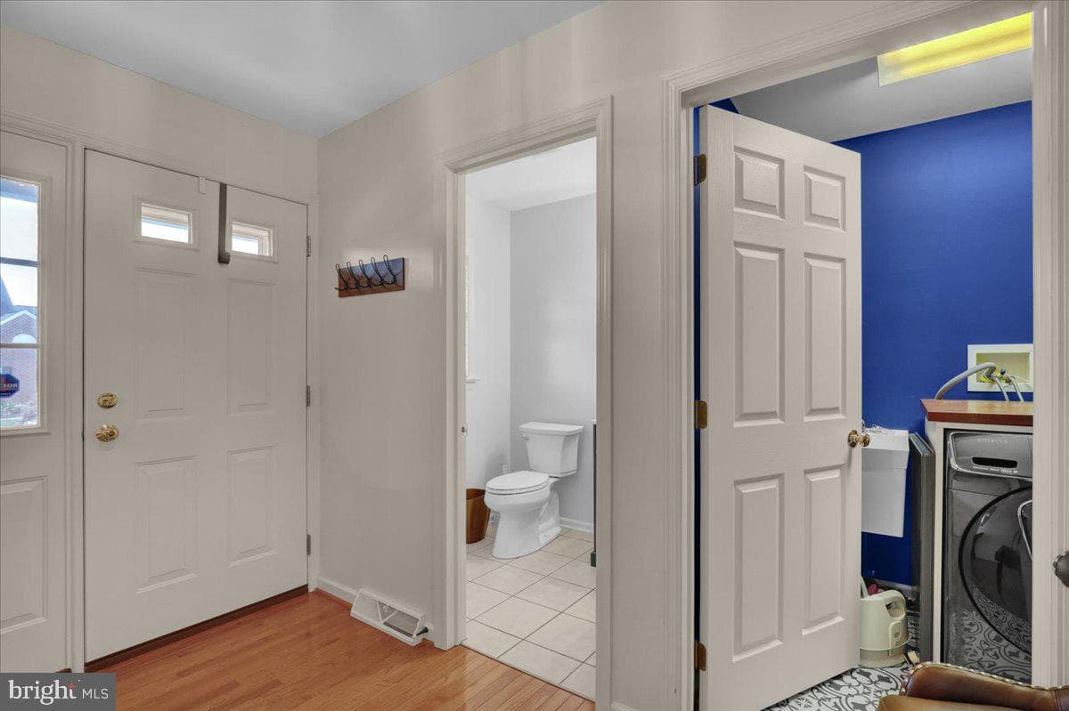 8 Spring Hill Lane photo 5