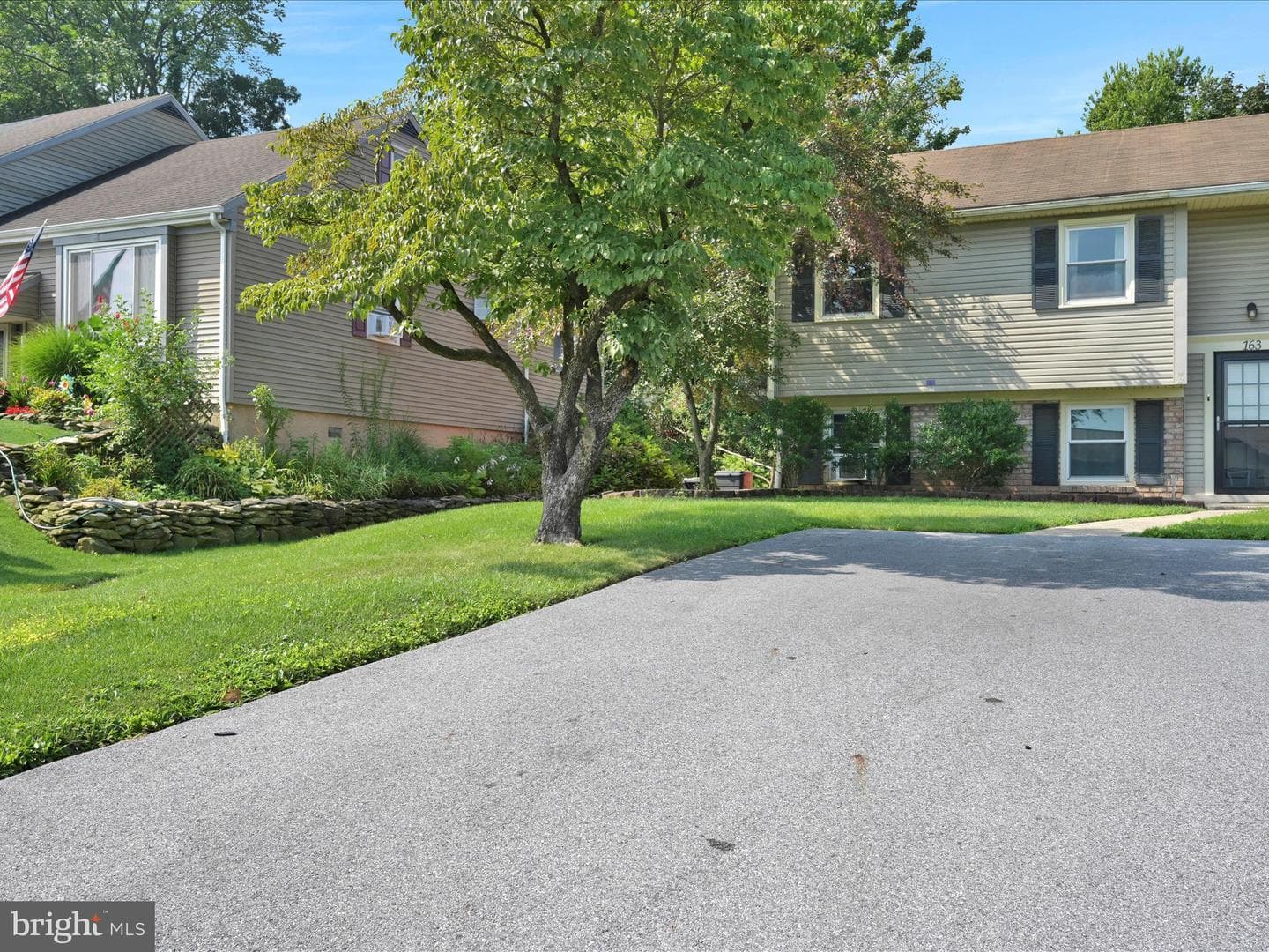 163 Irene Avenue photo 5