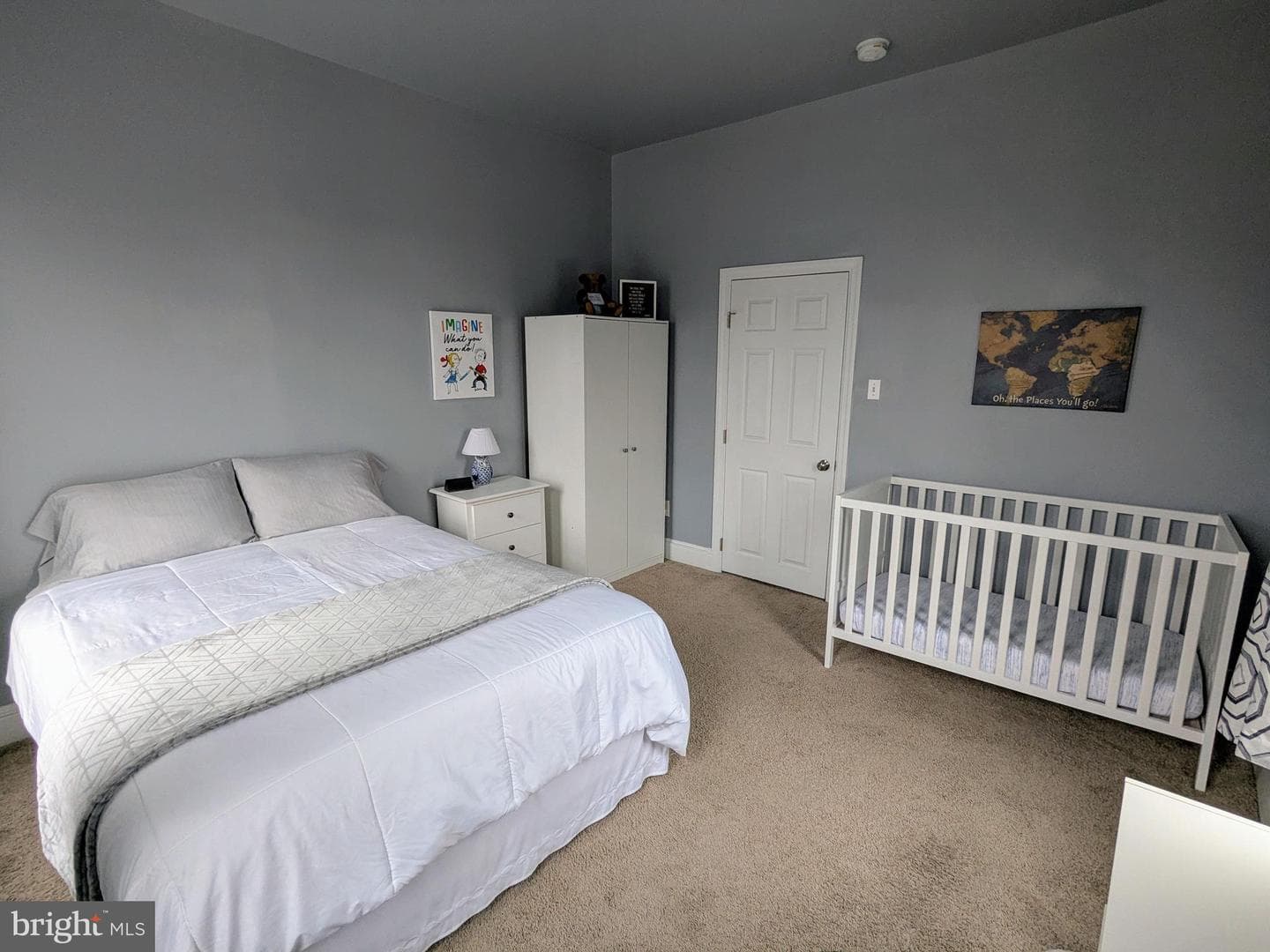 8 N Marshall Street photo 18
