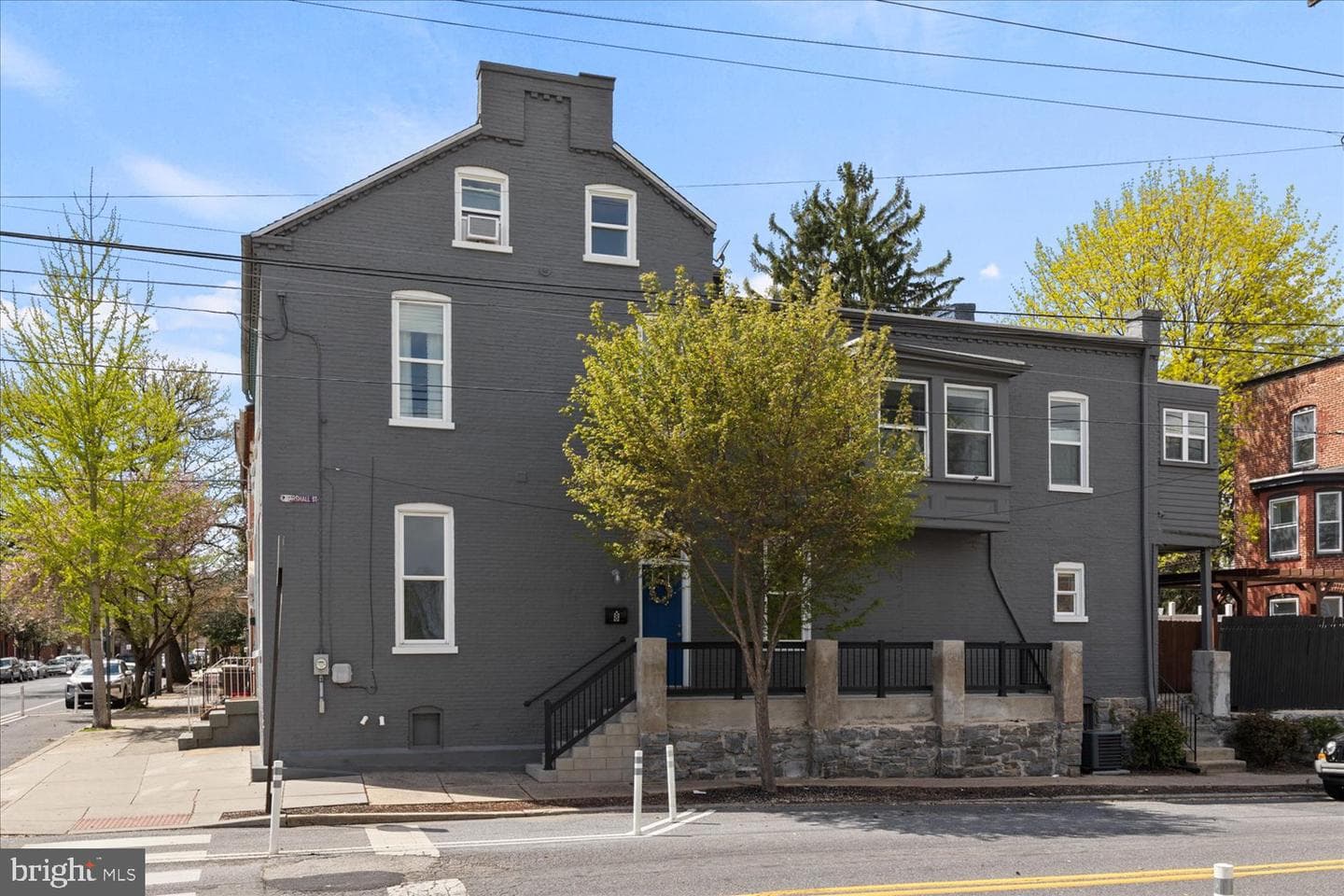 8 N Marshall Street photo 2