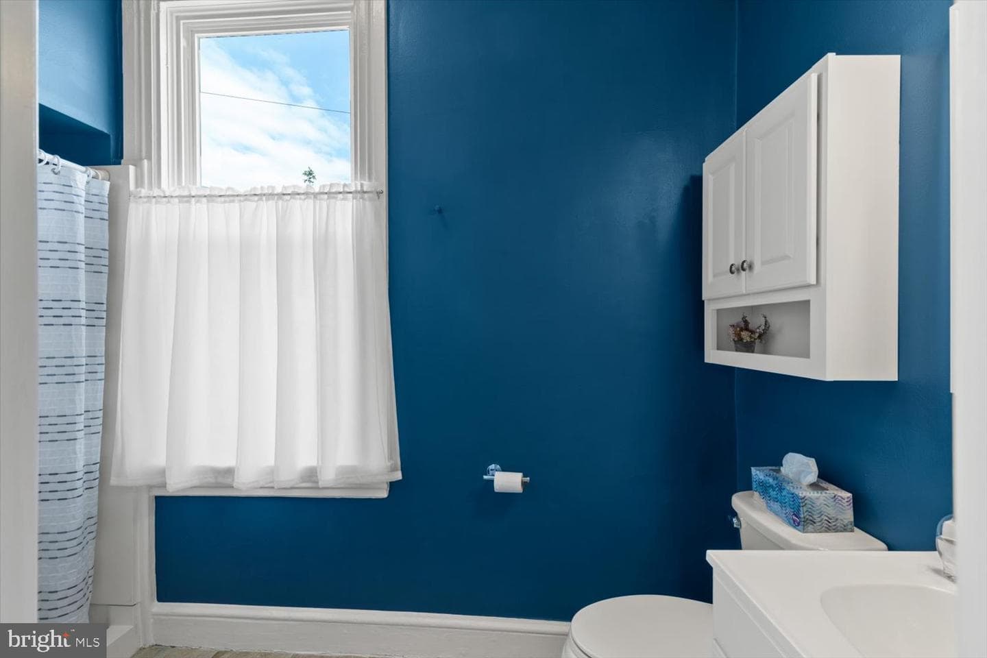 8 N Marshall Street photo 21