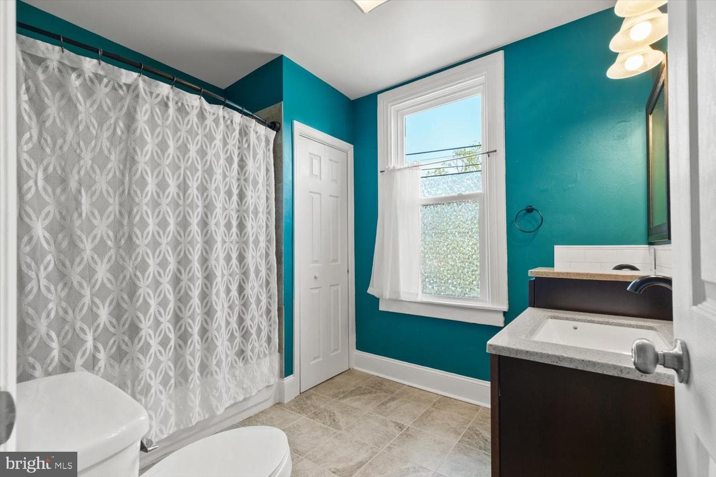 8 N Marshall Street photo 26