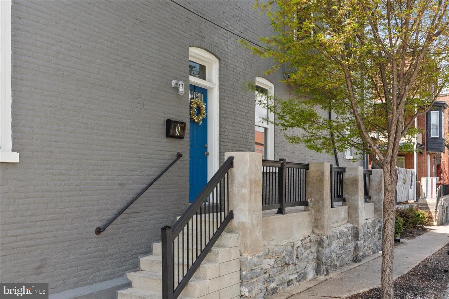 8 N Marshall Street photo 4