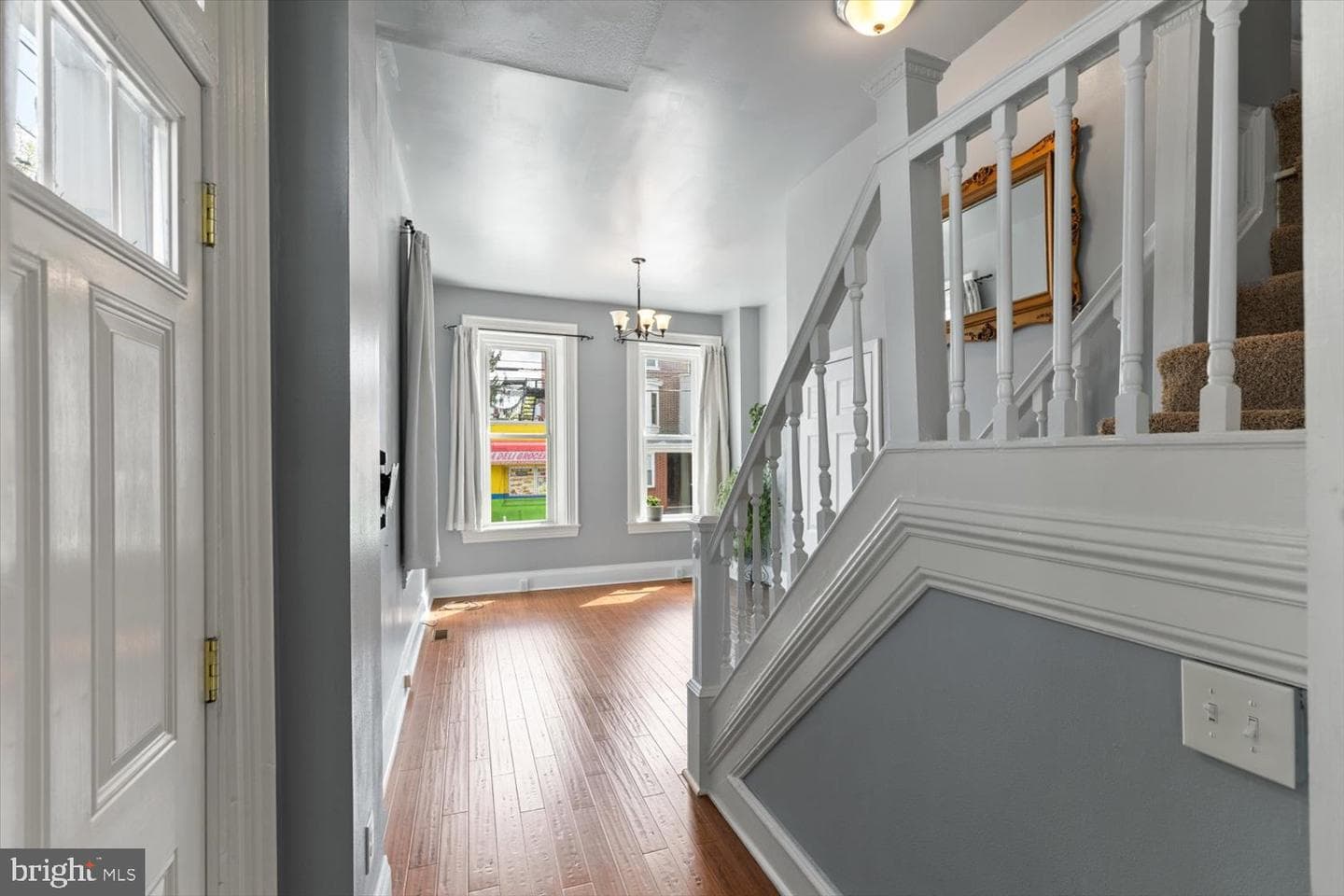 8 N Marshall Street photo 5