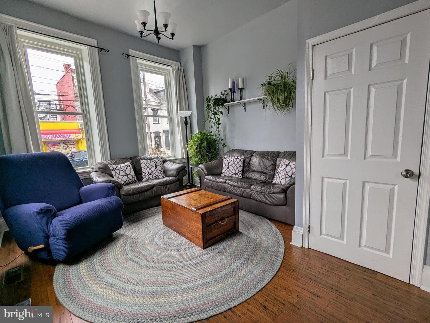 8 N Marshall Street photo 7