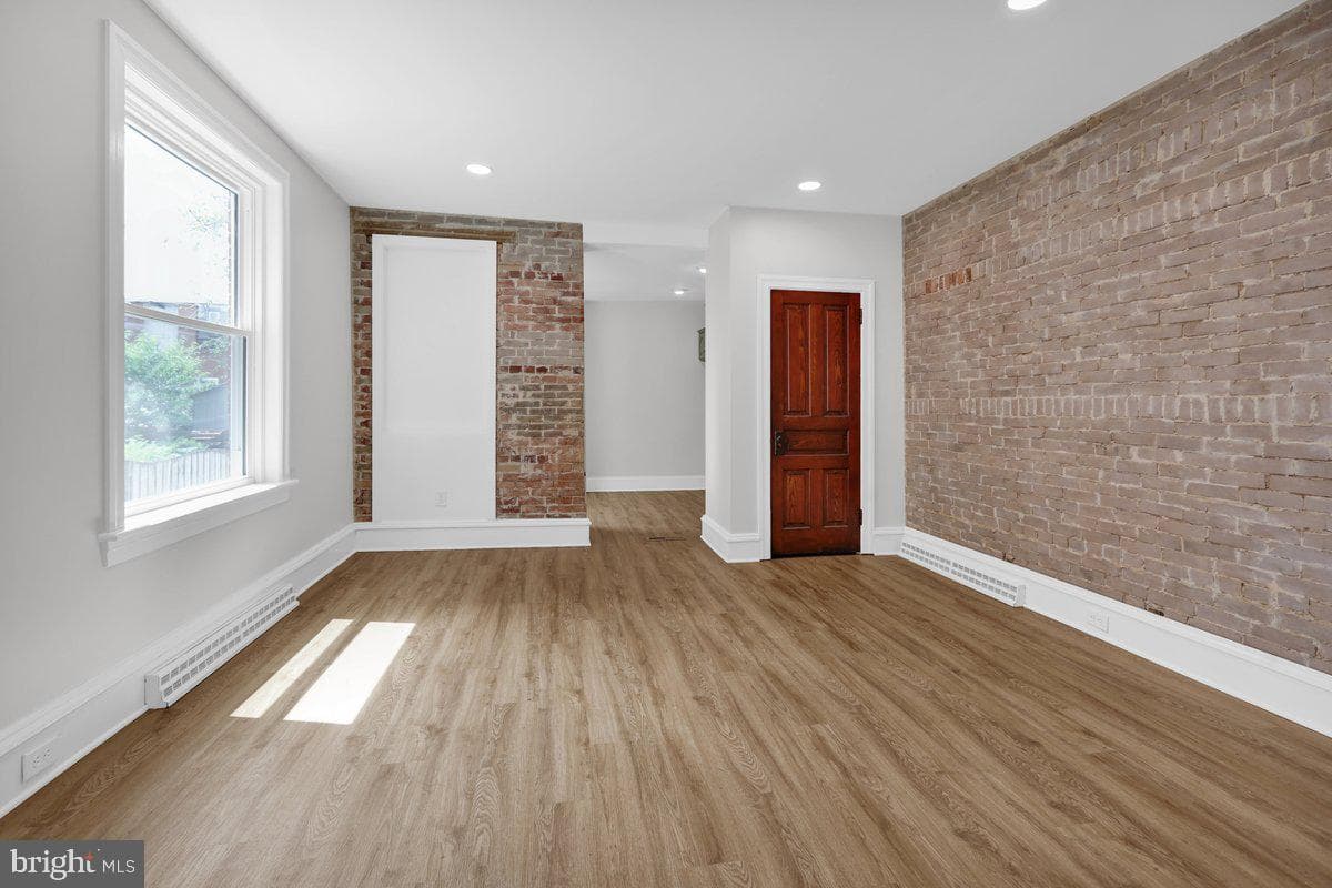 424 Walnut Street photo 10