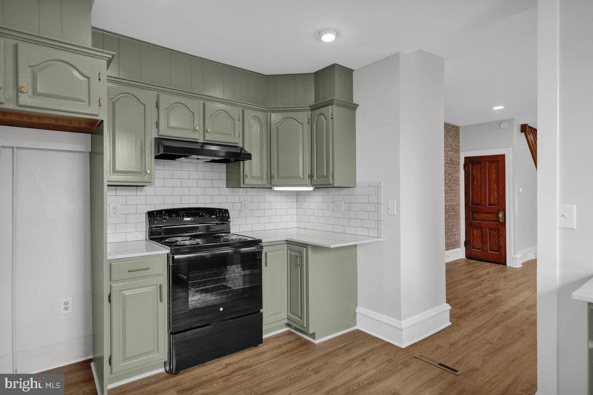 424 Walnut Street photo 14