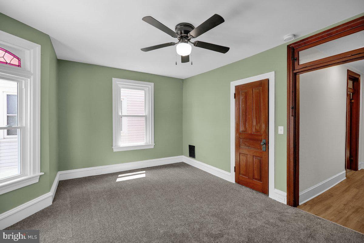 424 Walnut Street photo 24