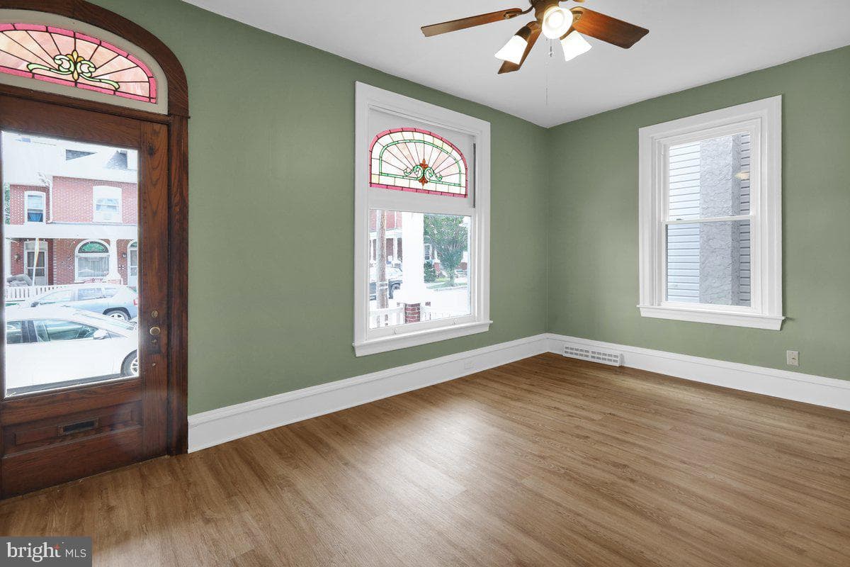 424 Walnut Street photo 6