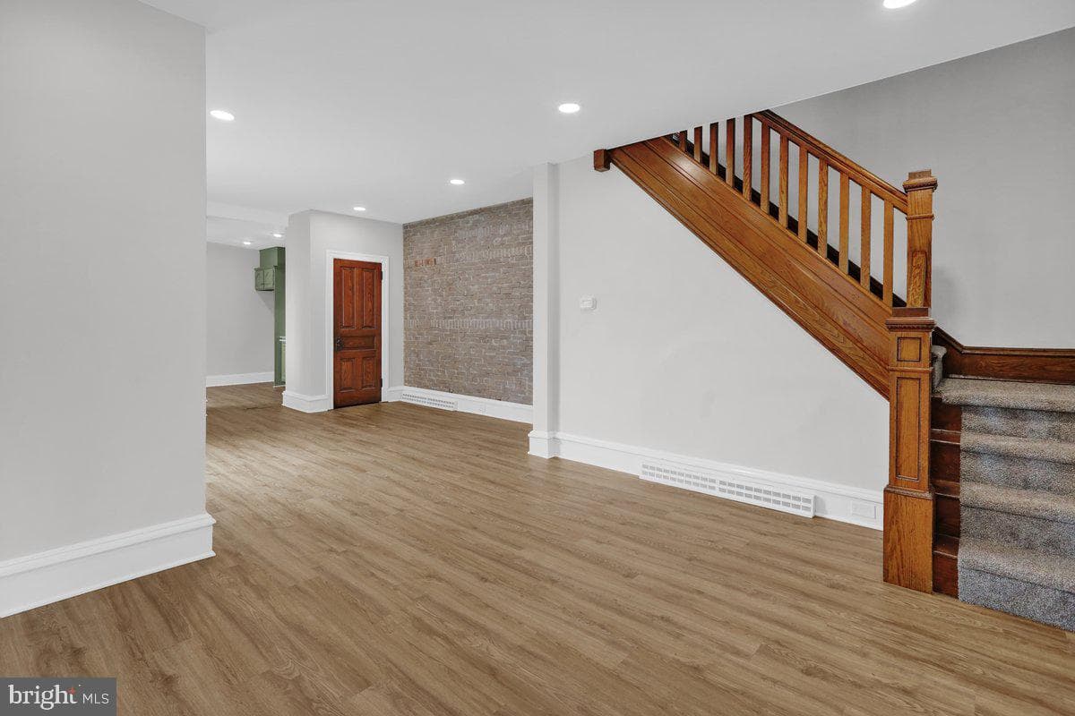 424 Walnut Street photo 9