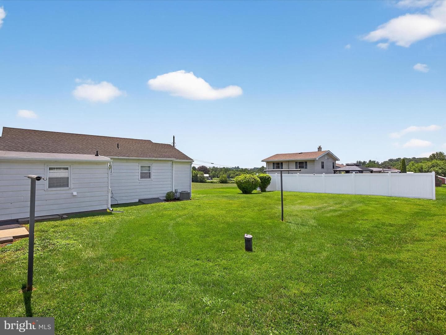 46 Leven Road photo 32