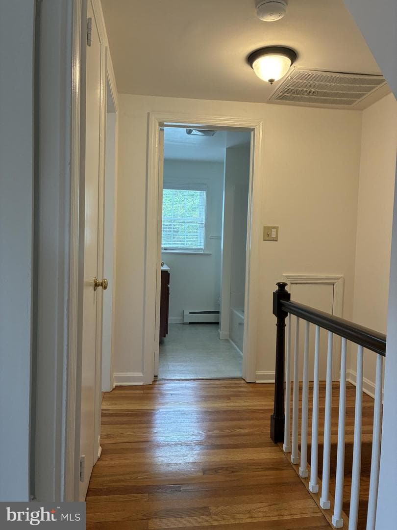 1025 Edgemoor Court photo 22