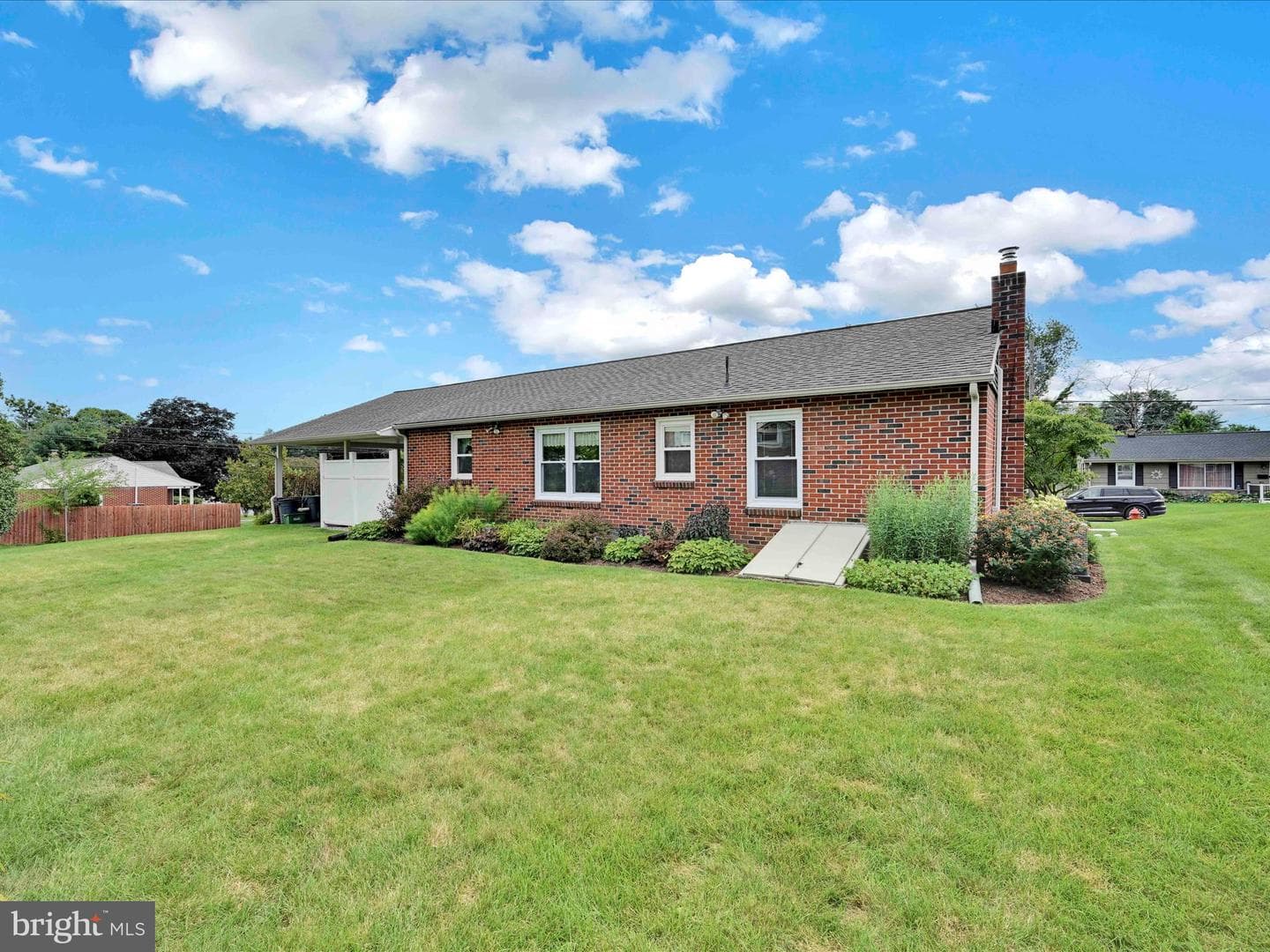 415 Redwood Drive photo 27