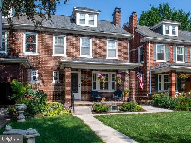 818 State Street photo 1