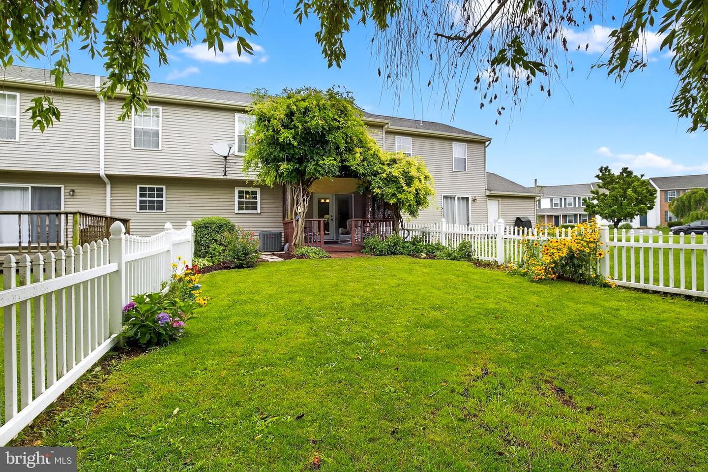 104 Chelmsford Drive photo 7