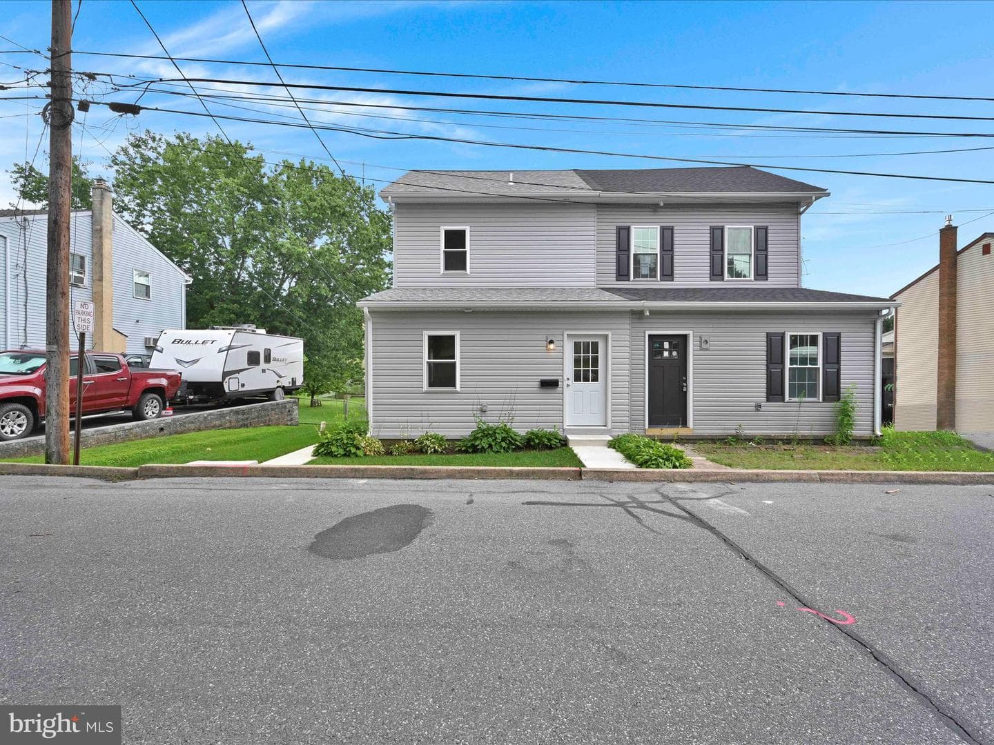 102 Froelich Avenue photo 4