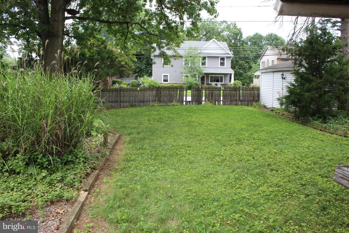 501 E New Street photo 4