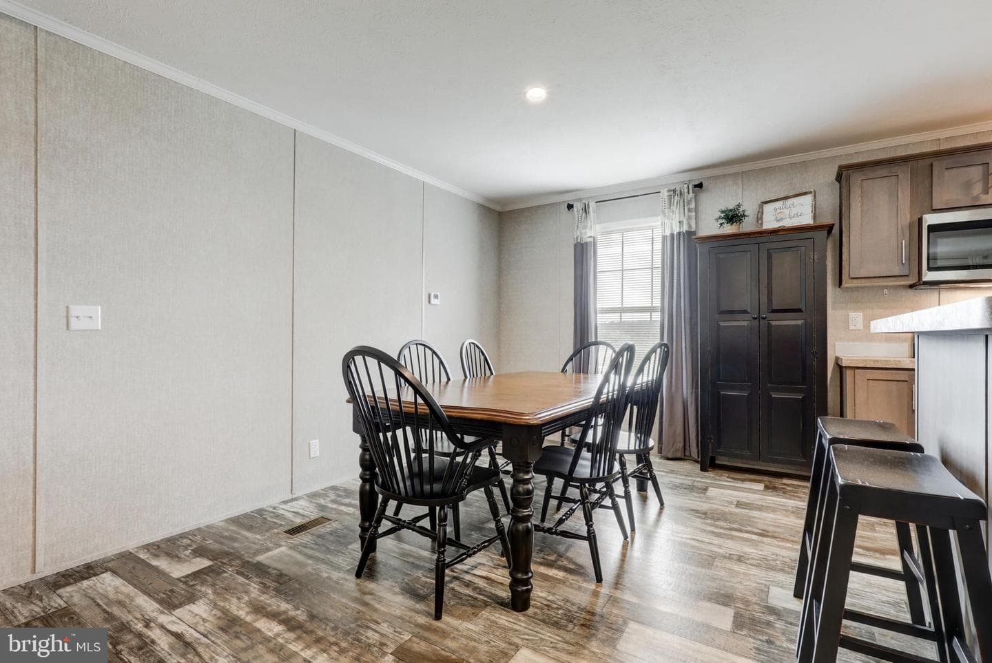 40 Kimberly Avenue photo 10