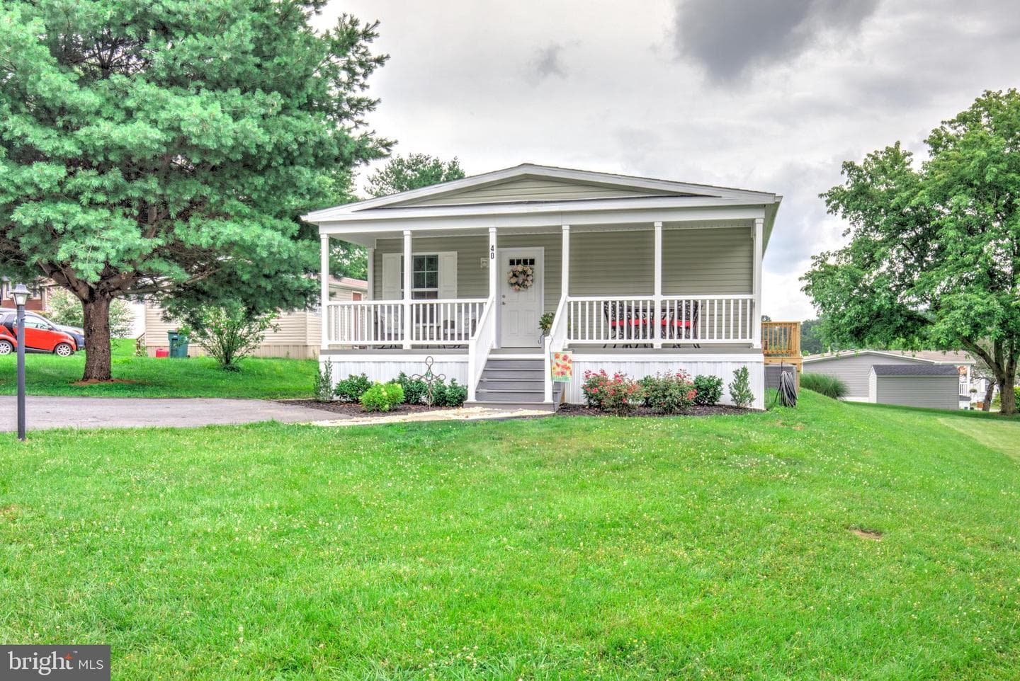 40 Kimberly Avenue photo 3