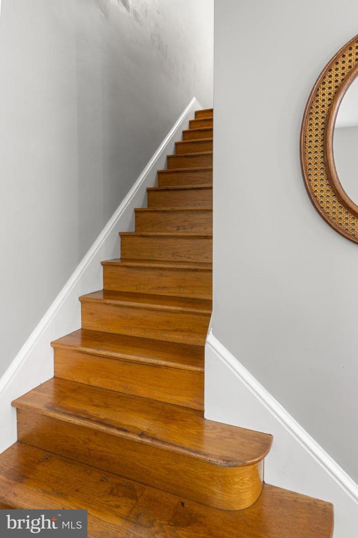 1188 Maple Avenue photo 13