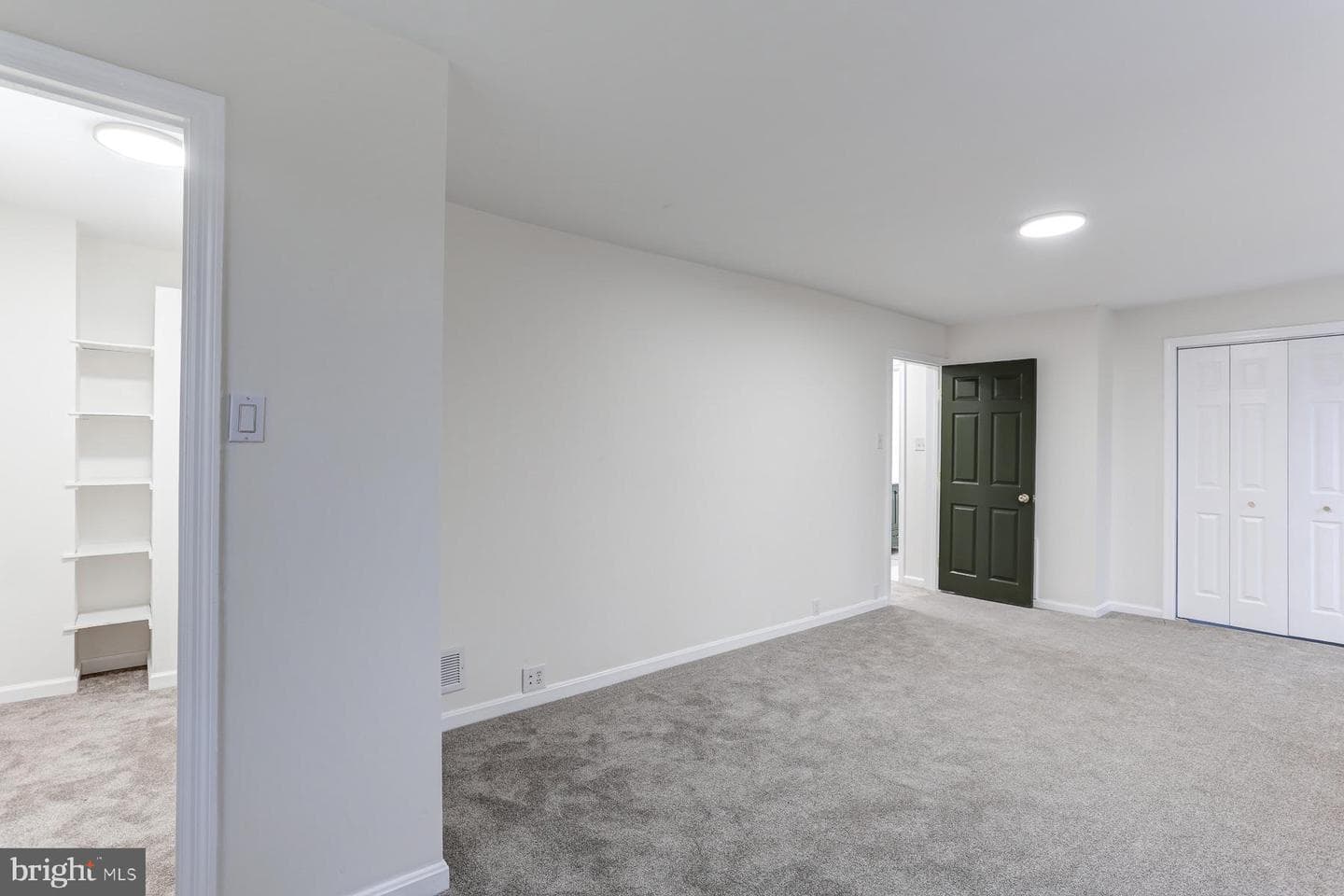 17 Girard Avenue photo 29