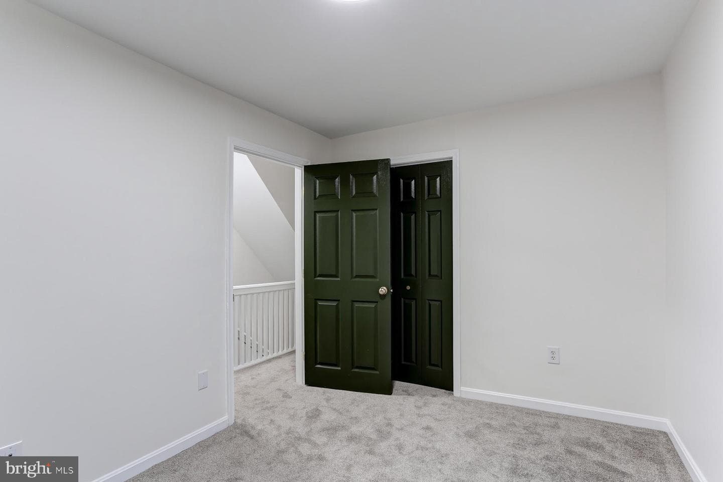 17 Girard Avenue photo 33