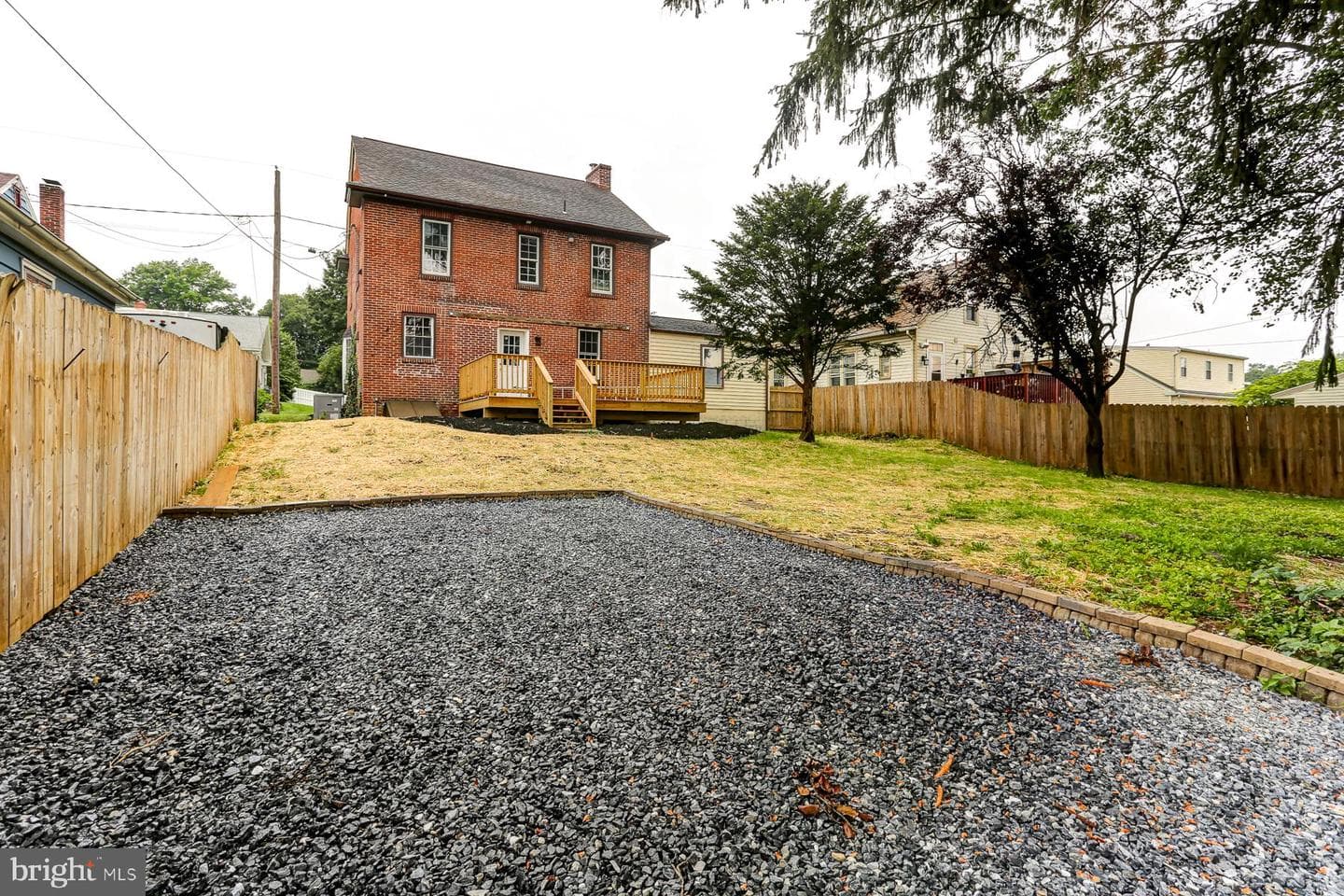 17 Girard Avenue photo 38