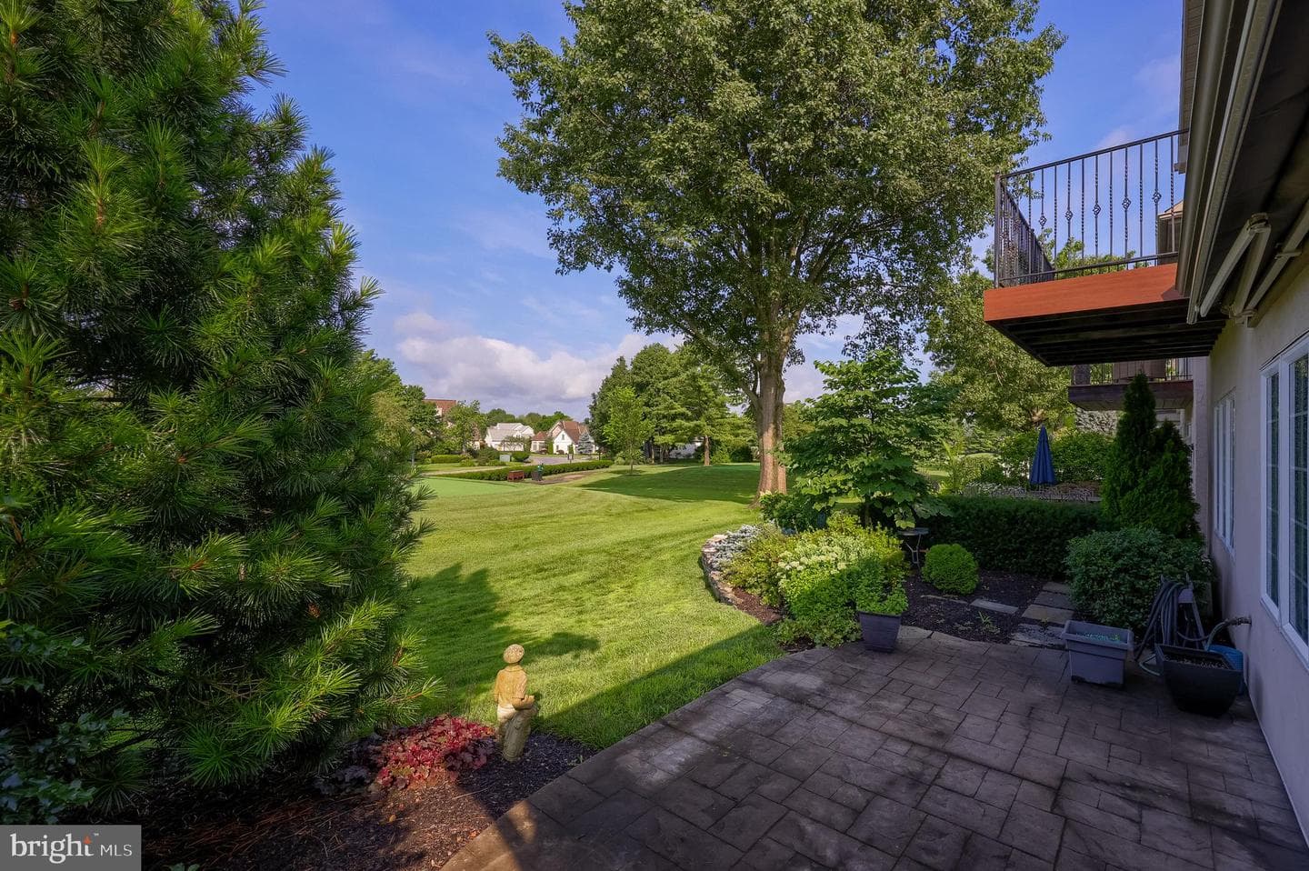 1028 Laureldale Drive photo 17
