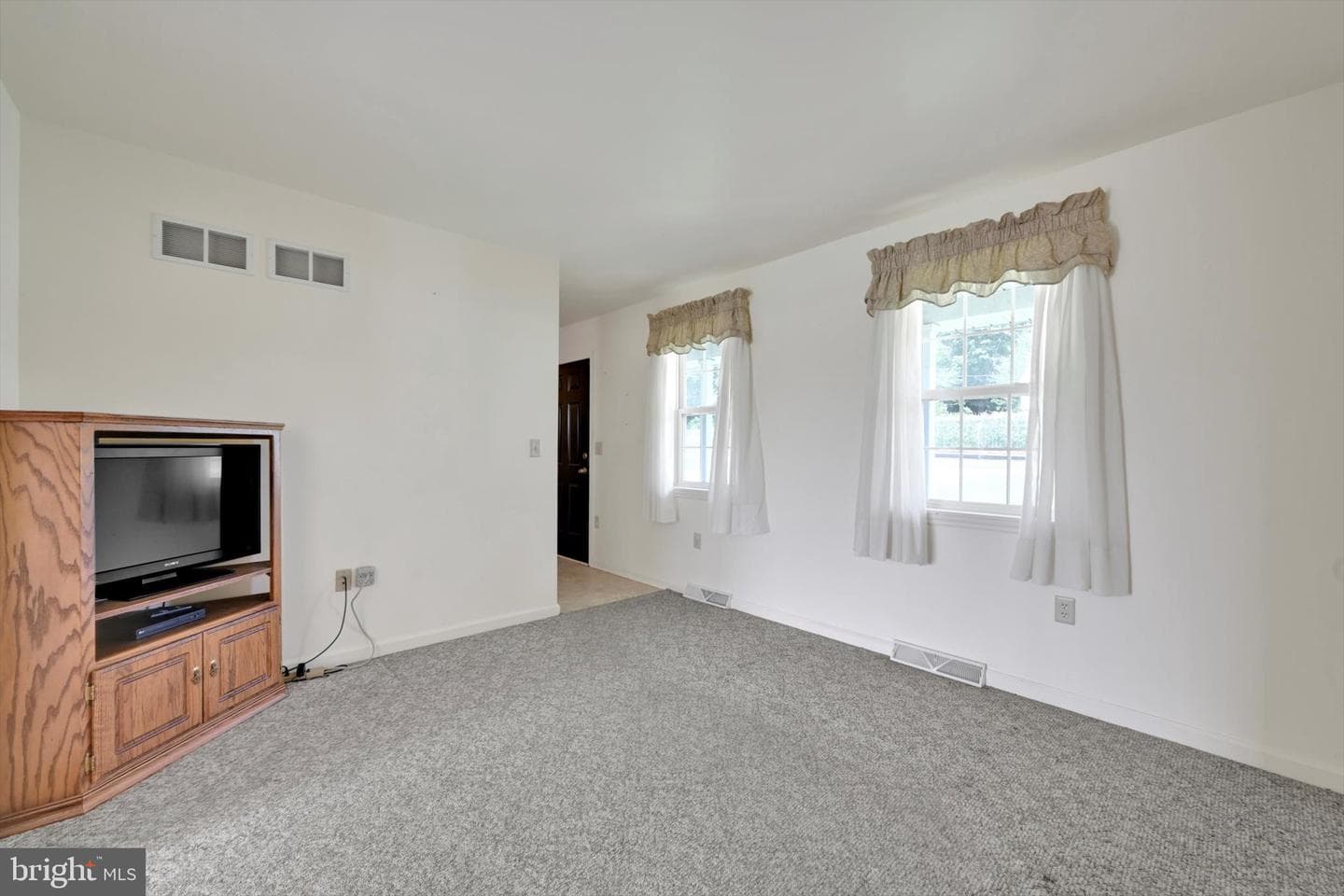 977 Dry Wells Road photo 11
