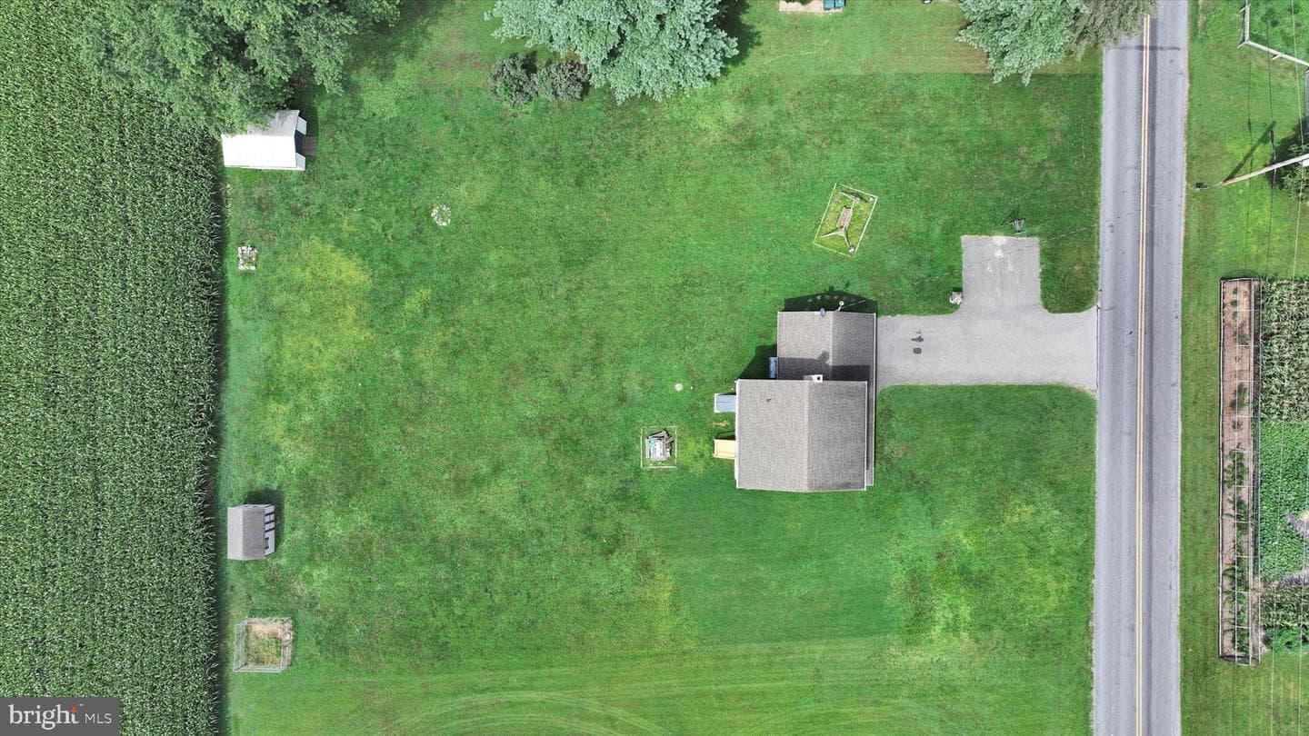 977 Dry Wells Road photo 30