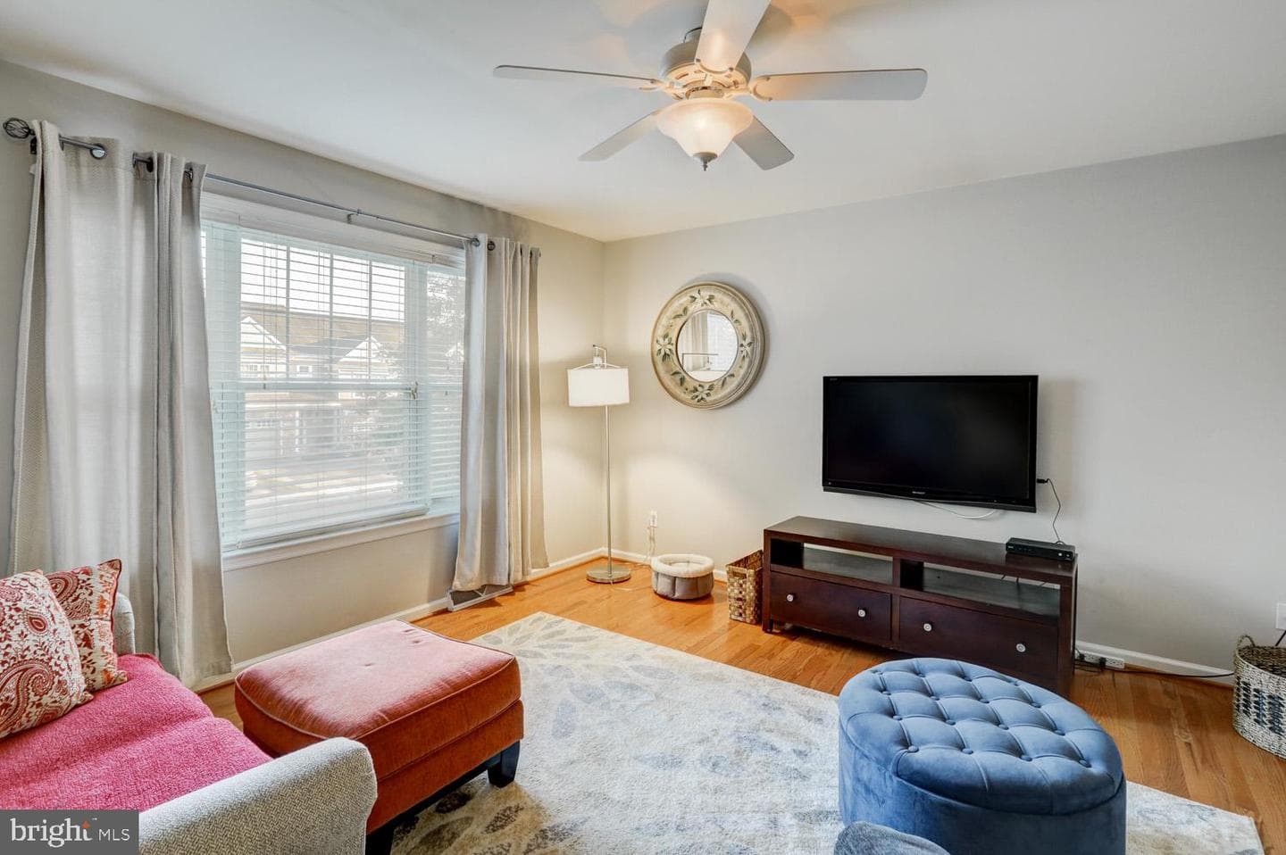 111 Red Maple Lane photo 3