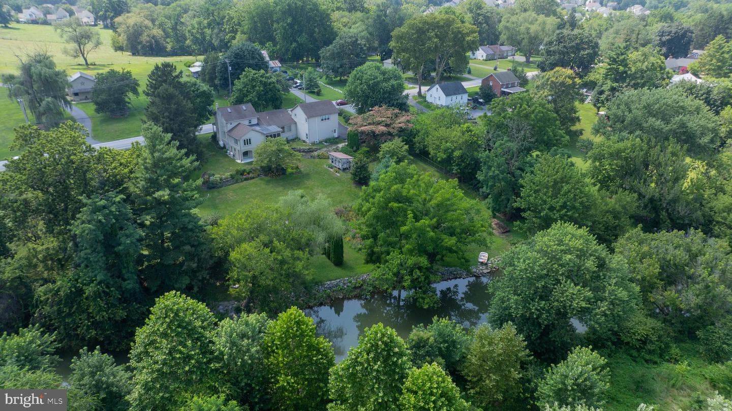 161 Strasburg Pike photo 16