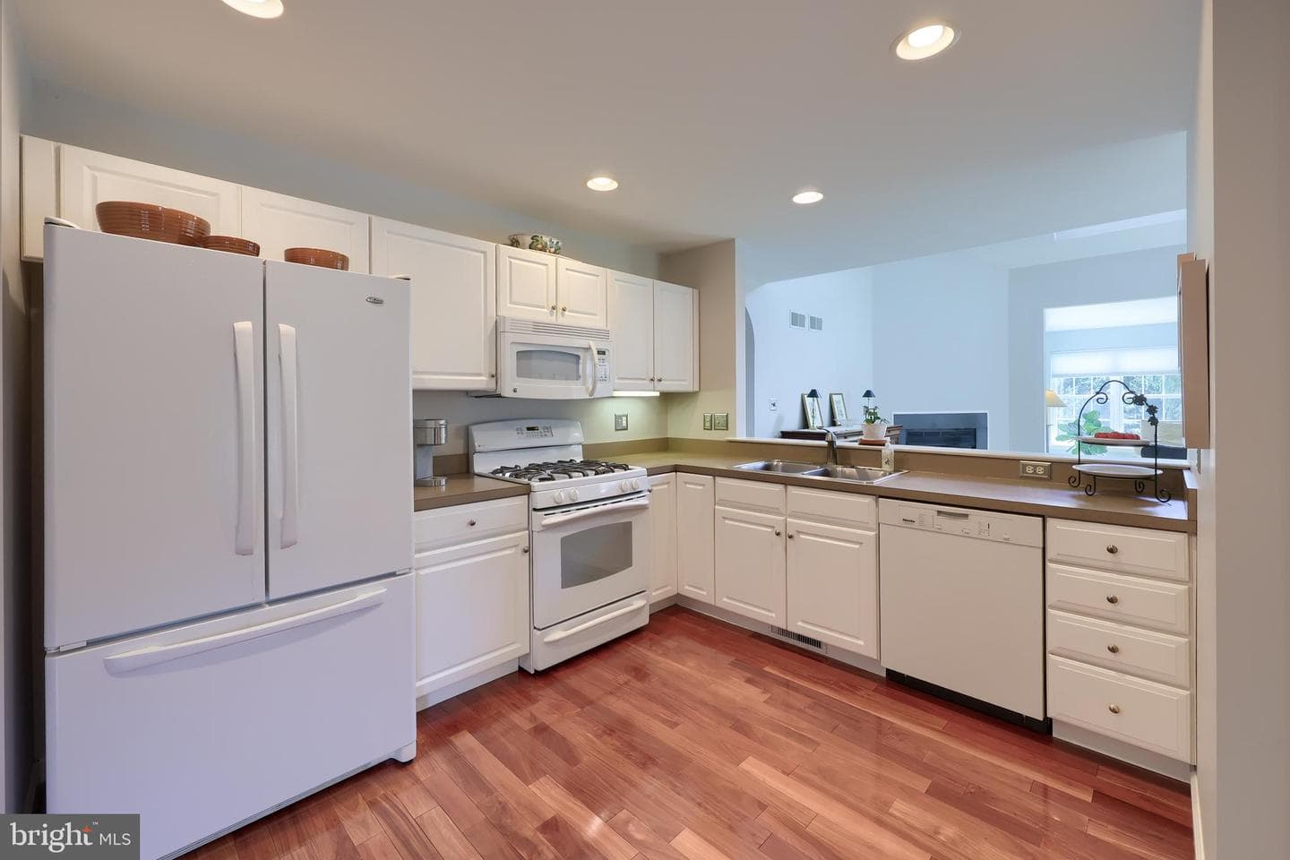 1834 Serene Way photo 11