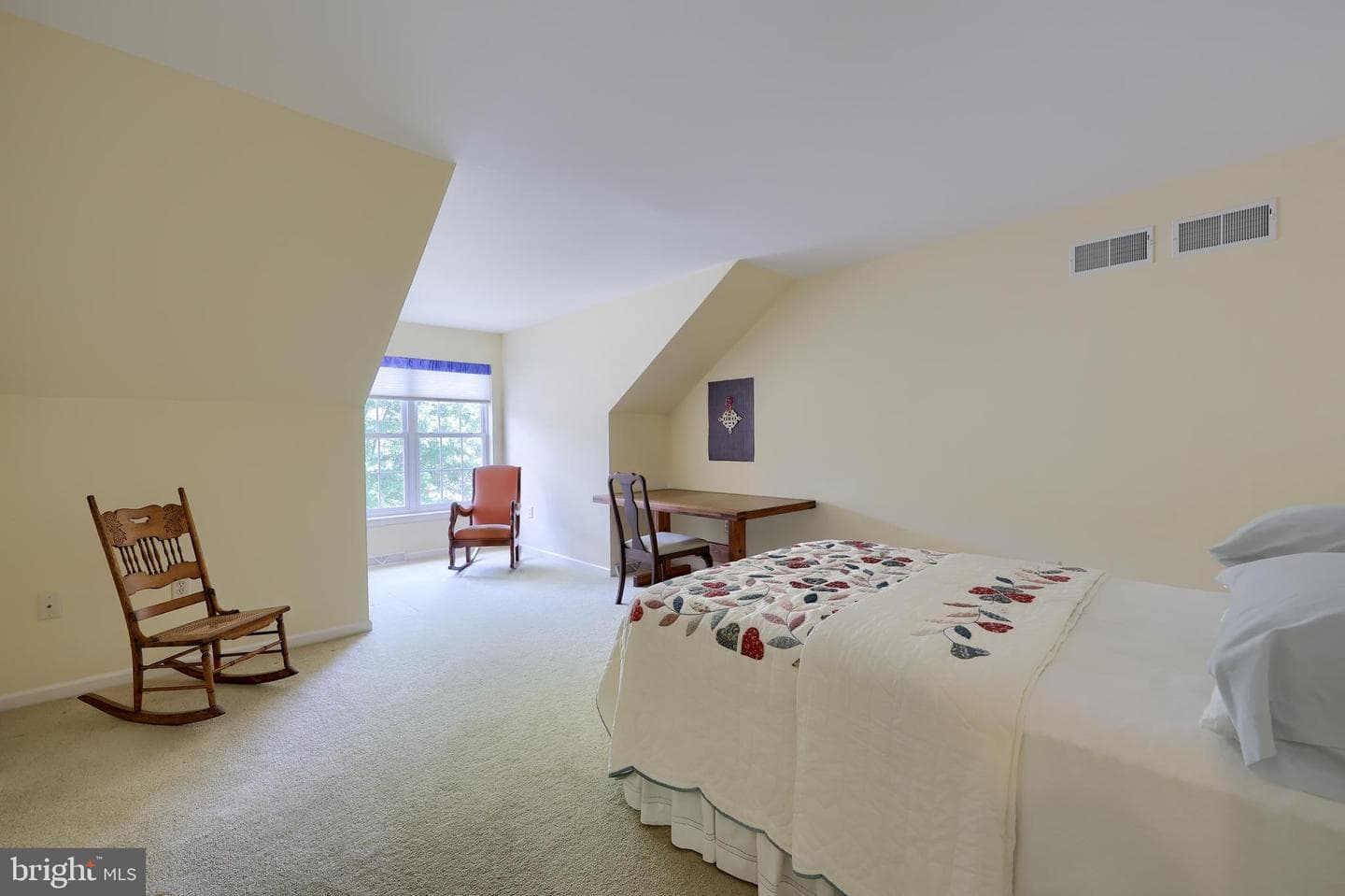 1834 Serene Way photo 28