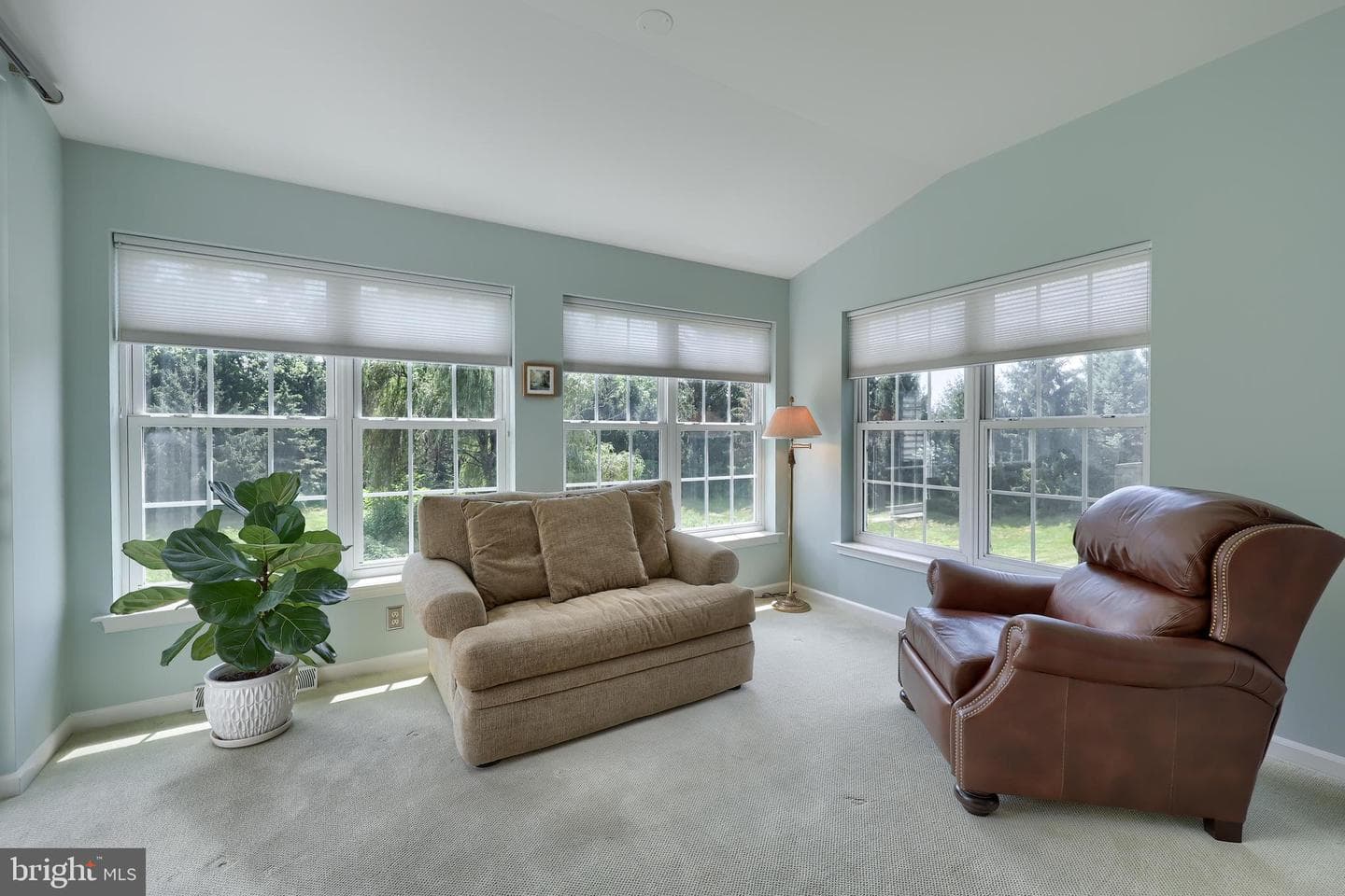 1834 Serene Way photo 6