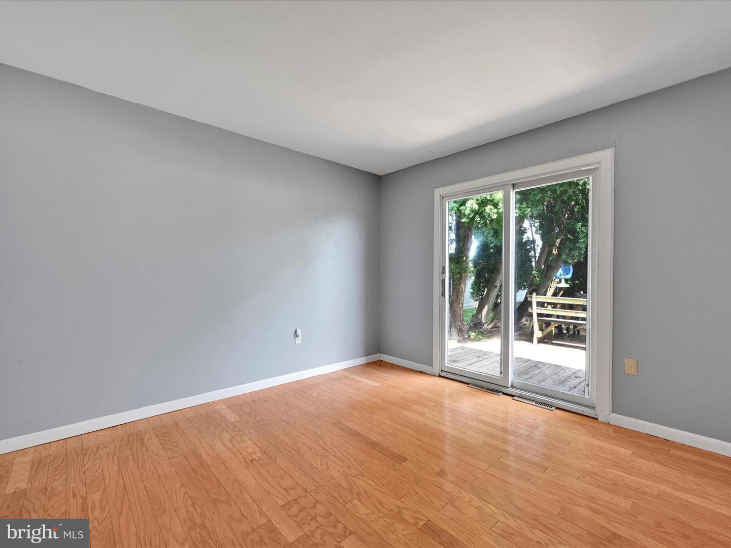 6075 Geneva Drive photo 25