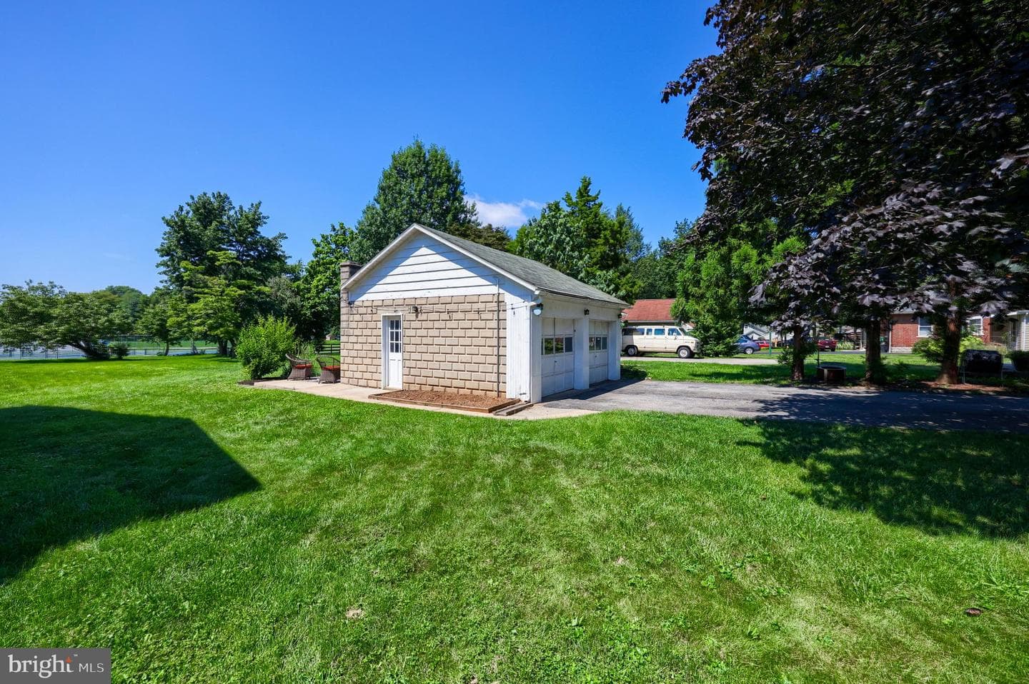 655 Juliette Avenue photo 42