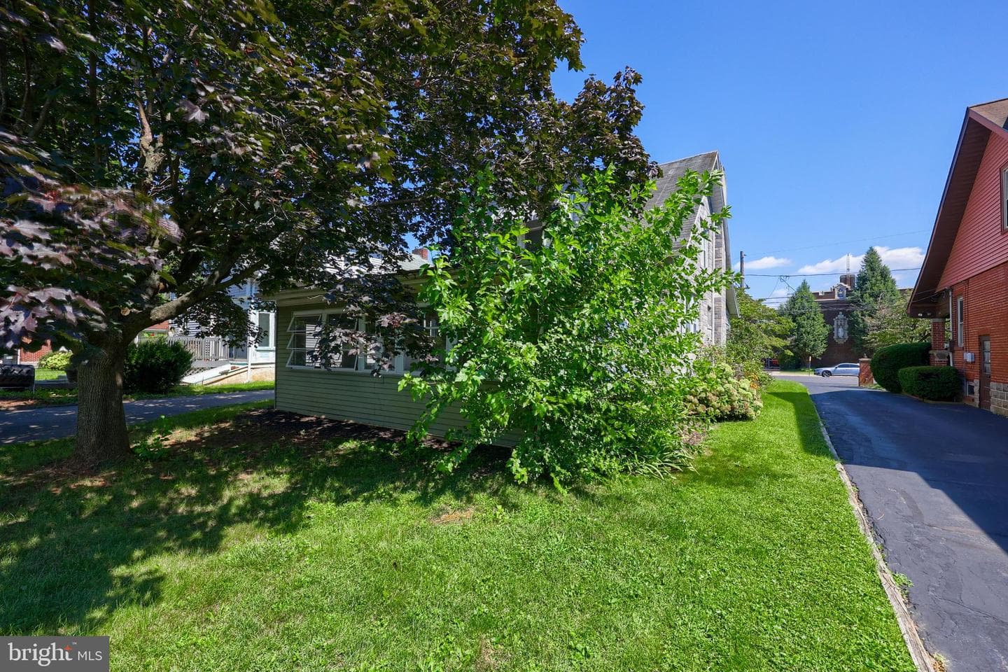 655 Juliette Avenue photo 45