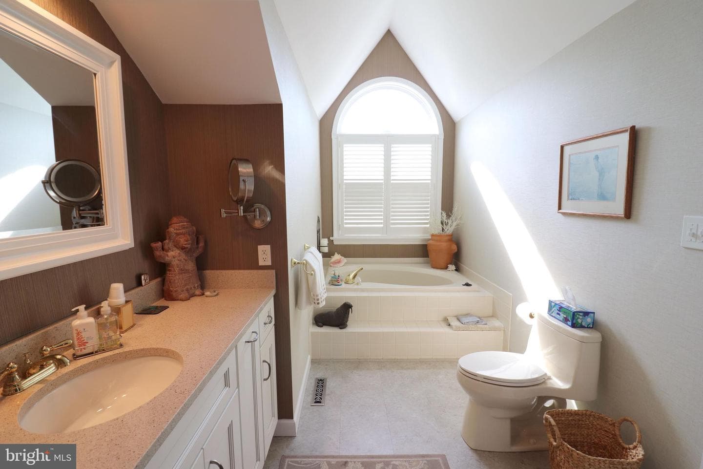 3247 Oakglen Court photo 32